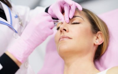 Injections d’acide hyaluronique à visée esthétique : médical or not médical ?