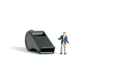Lanceur d’alerte : et si le salarié n’est pas totalement désintéressé ?