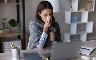 Solliciter le salarié pendant son arrêt : dommage automatique ?