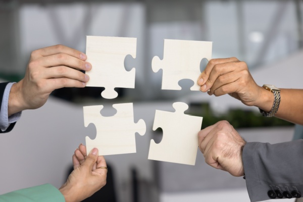 Shutterstock_fautedetachableasso